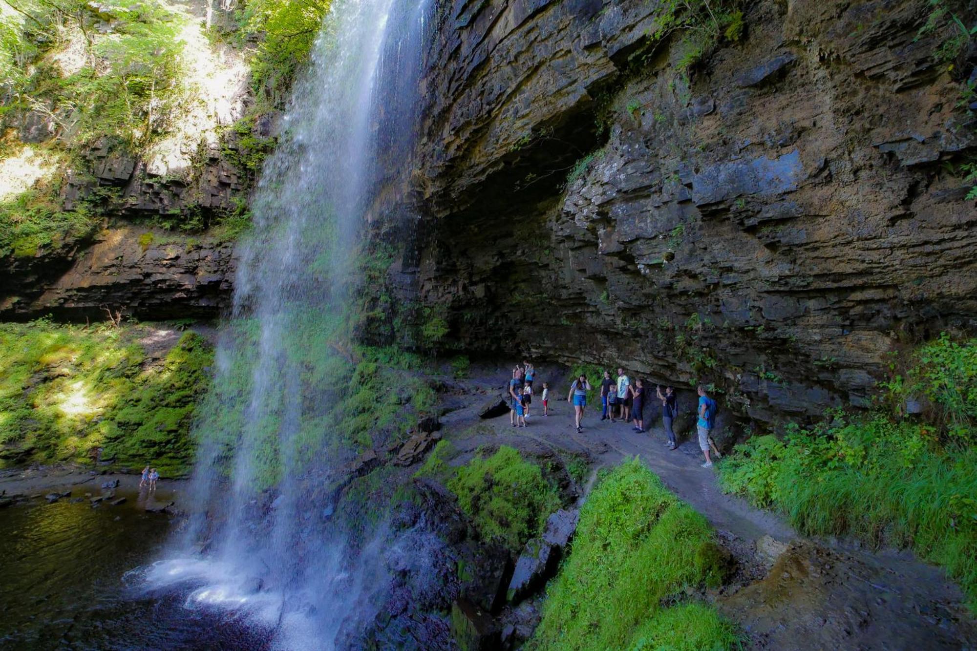 Waterfall Lodge Pontneddfechan Kültér fotó